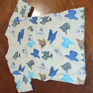 (J13) Star Wars boy shirt size 4T